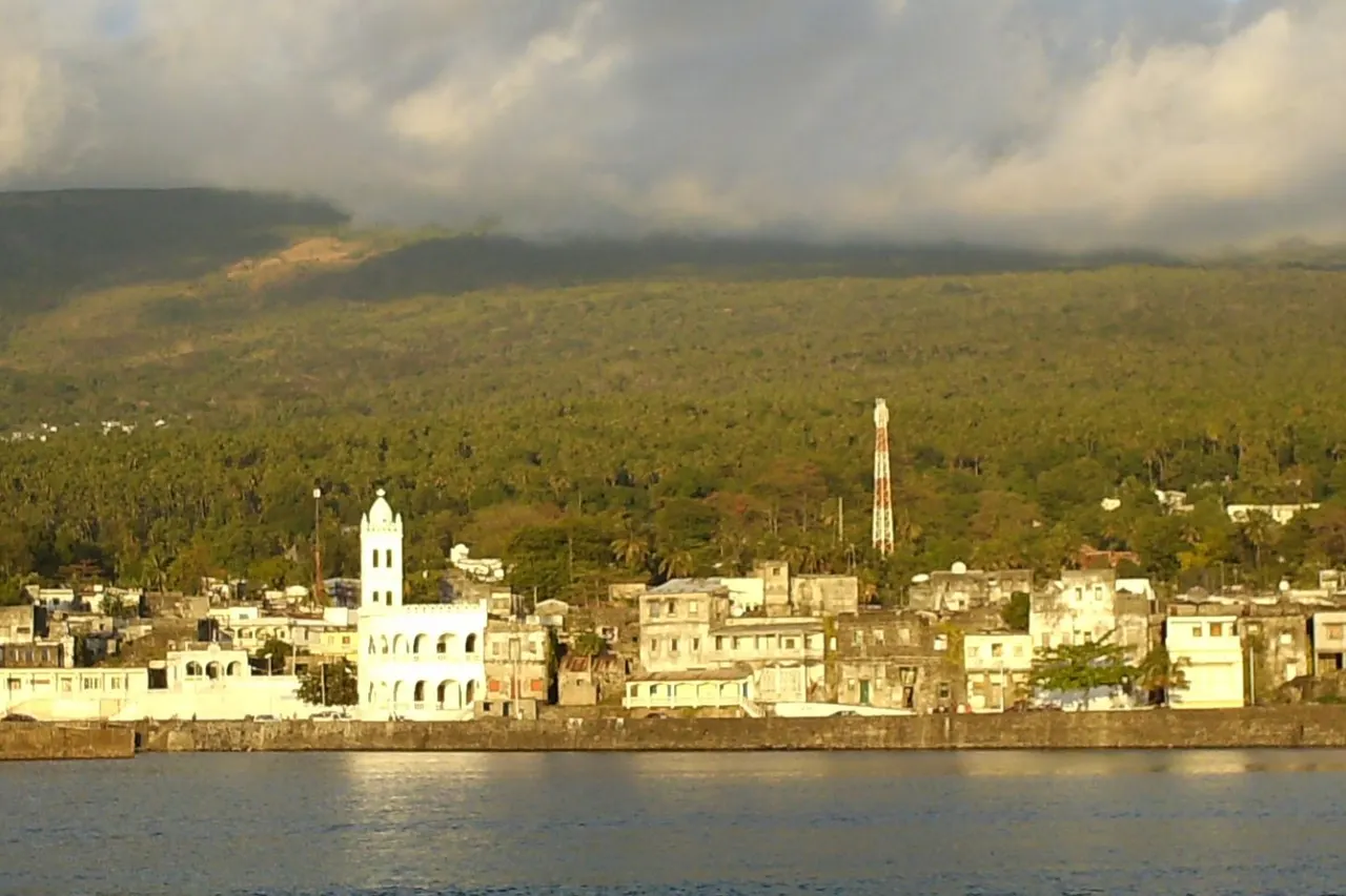 Moroni by see view