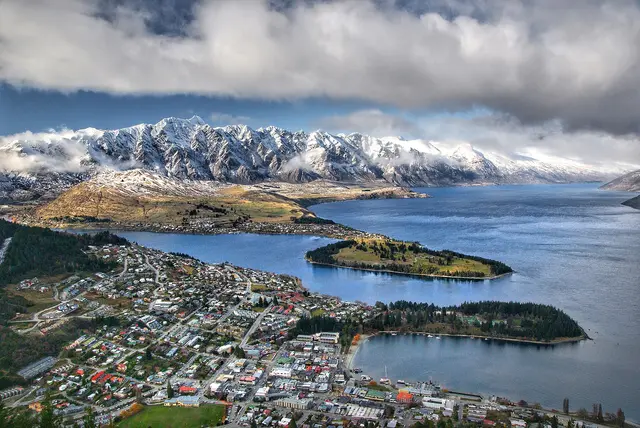 Queenstown on the shore of Lake Wakatipu, with the snow-capped Remarkables range behind